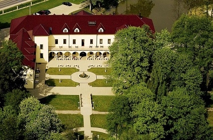 VIP GOLD : Zámecký pobyt v romantickém hotelu Chateau Kynšperk pro 2 osoby